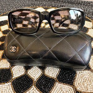 Chanel Accessory - Chanel CC 5144 Sunglasses 59MM black with white trim and logo